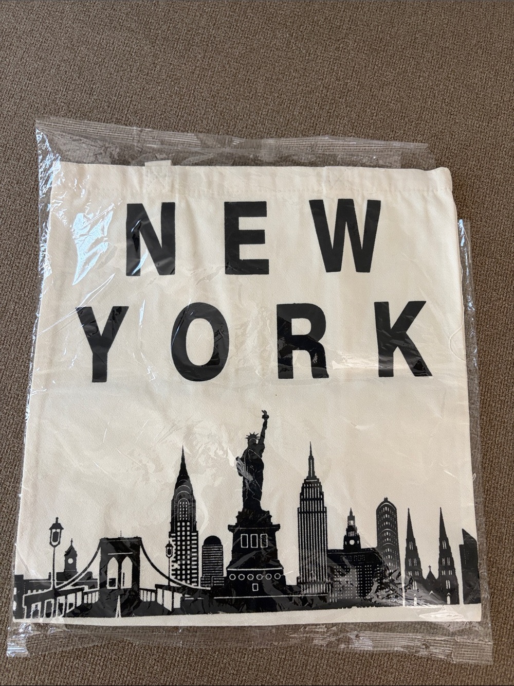 NEW YORK Canvas Tote Bag with Skyline Print
NEW